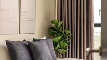 Grand Suite, 1 Bedroom, Club Lounge Access, Pool View | Egyptian cotton sheets, premium bedding, down comforters