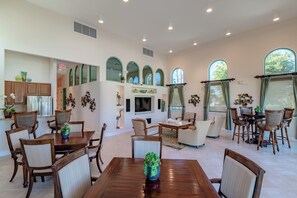 Dining - Unmatched Views at Pier 81 (Marco Island)