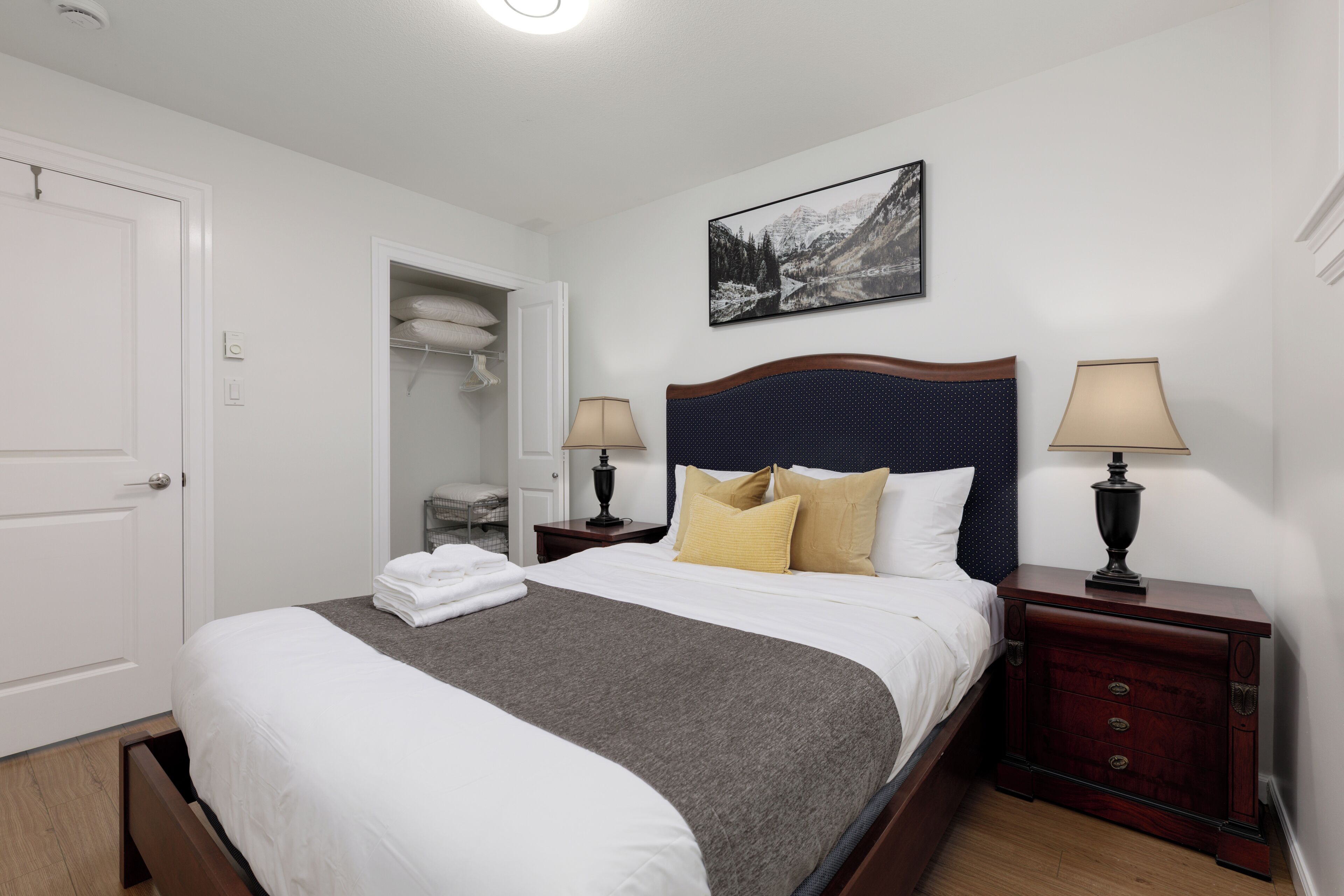 Free WiFi, bed sheets