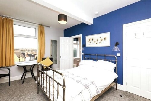  Private Ensuite Room at Serene Homes Sheffield