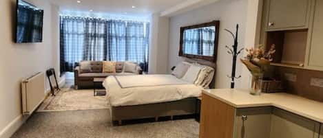 Fer et planche à repasser, Wi-Fi, draps fournis