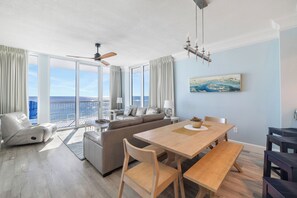 Dining - Perdido Dunes Tower 8W by Liquid Life (Orange Beach)