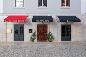 Front of property - 1904 Benfica Hotel FLH Hotels (Lisbon)
