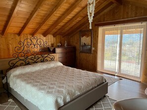 Iron/ironing board, internet, bed sheets - Quintinha da Mariana - Charming in the Douro Valley (Viseu)