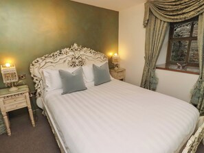 2 bedrooms, individually decorated, individually furnished, free WiFi - The French (Hexham)