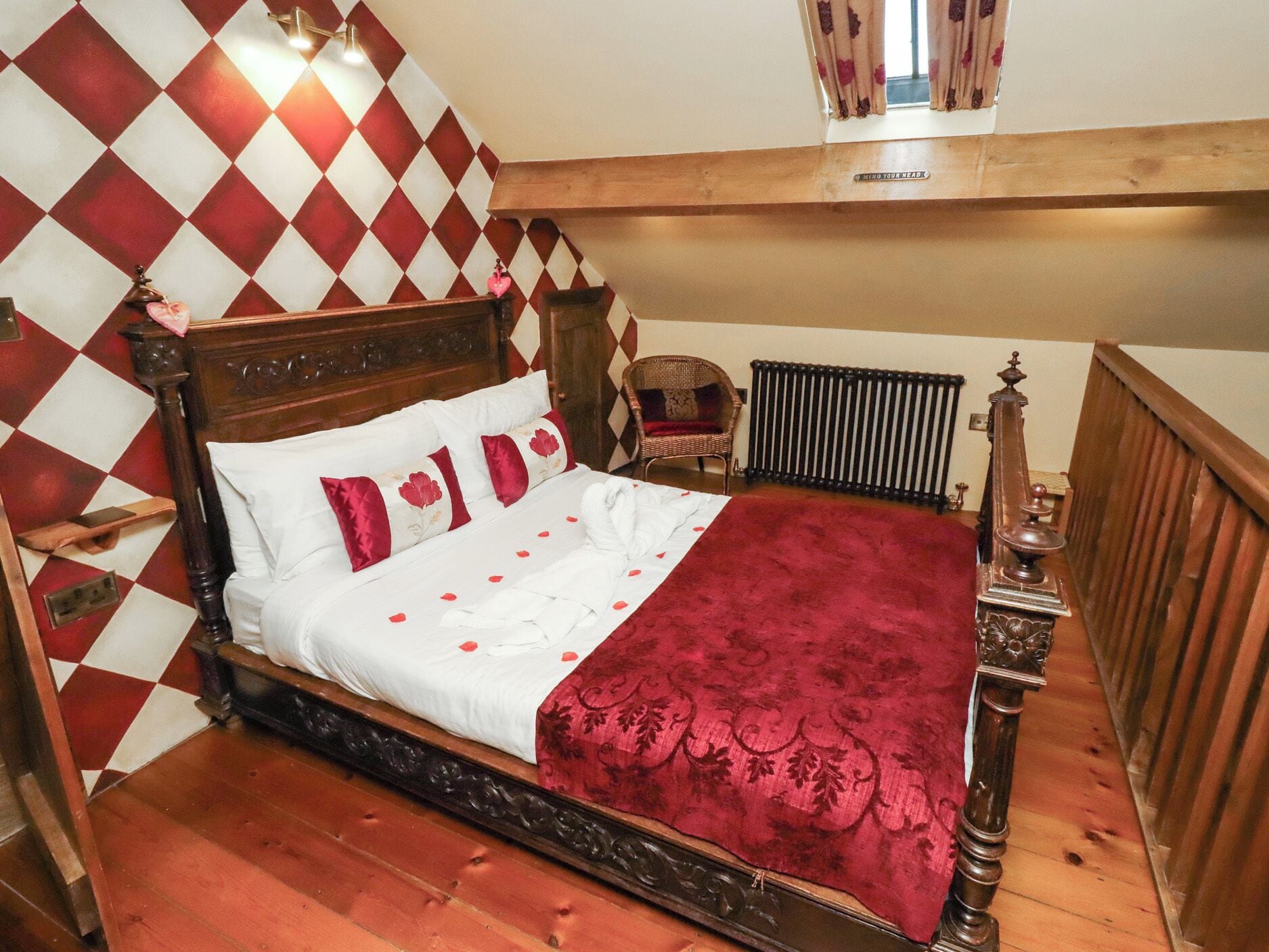 1 bedroom, individually decorated, individually furnished, free WiFi