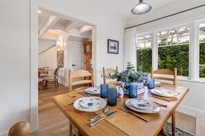 Dining - 3994 Solbakken - Timeless Home, 4 Blocks to Beach (Carmel)
