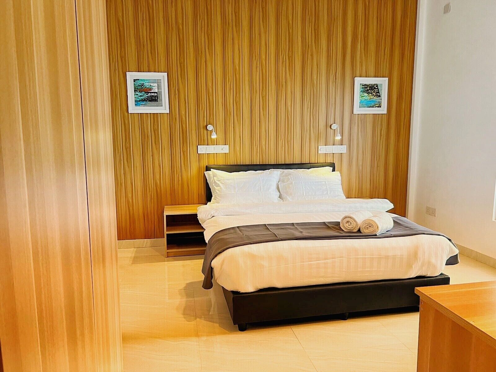 Deluxe-Doppelzimmer | Laptopgeeigneter Arbeitsplatz, kostenloses WLAN