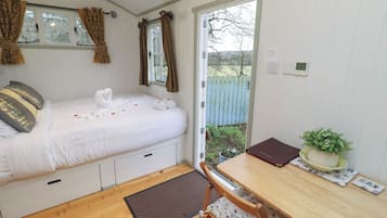 1 dormitori, decoració individual, mobiliari individual i wifi gratuïta