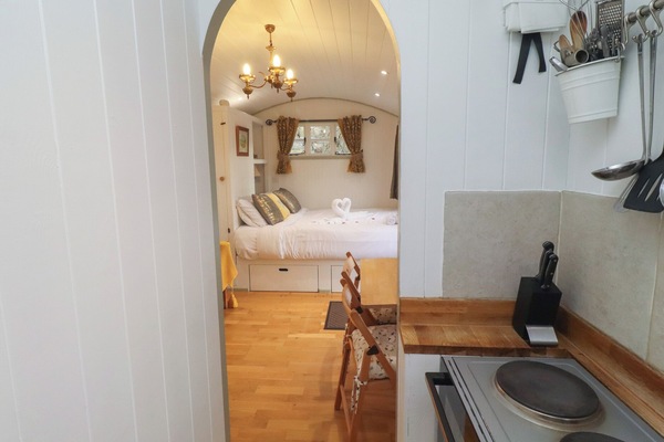 1 bedroom, WiFi (free), individually decorated, individually furnished