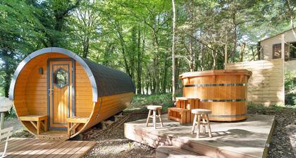 Tiny Home Beynac Lux dans la forêt