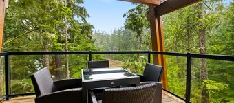 Spring Cove Retreat-Terrace Beach, inlet views!
