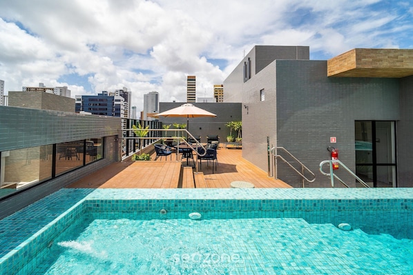 Apartamento básico | Piscina | Piscina externa