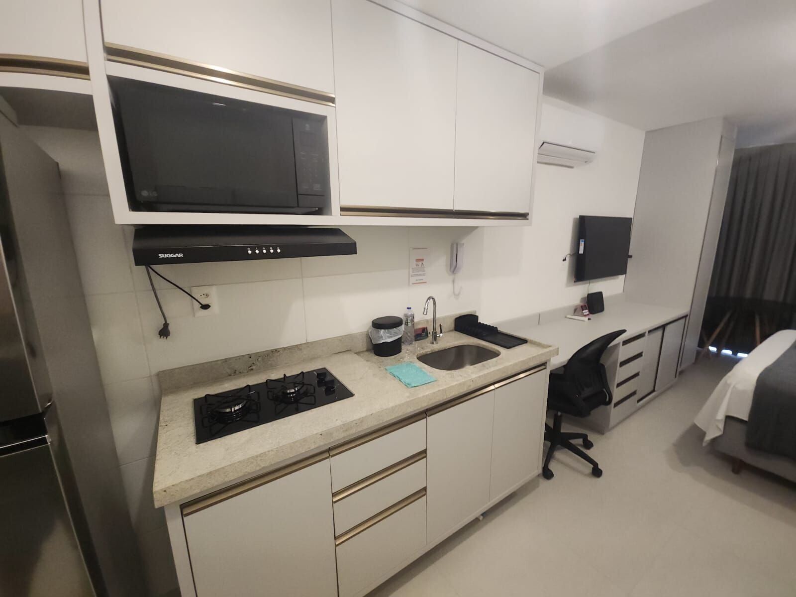 Basic Apartment | Private kitchen