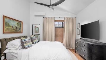 Internet, bed sheets