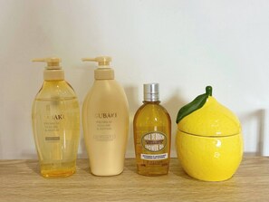 Shared Dormitory, 1 Bedroom | Bathroom amenities - Room-sunny Female Home Next to Train s (Sydney)