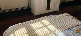 Room-sunny Female Home Next to Train s