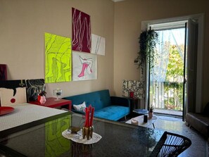 Interior - Elegant artist's house in the heart of the historic center (Catania)