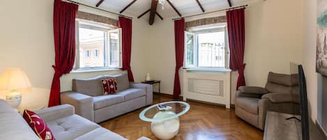 Apartment | Living area