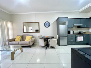 Interior - Urban 2 bedroom apartment in adorable Umhlanga with AC comfort (uMhlanga)