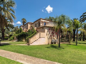 Appartement, 1 chambre, balcon, vue sur le jardin | Extérieur