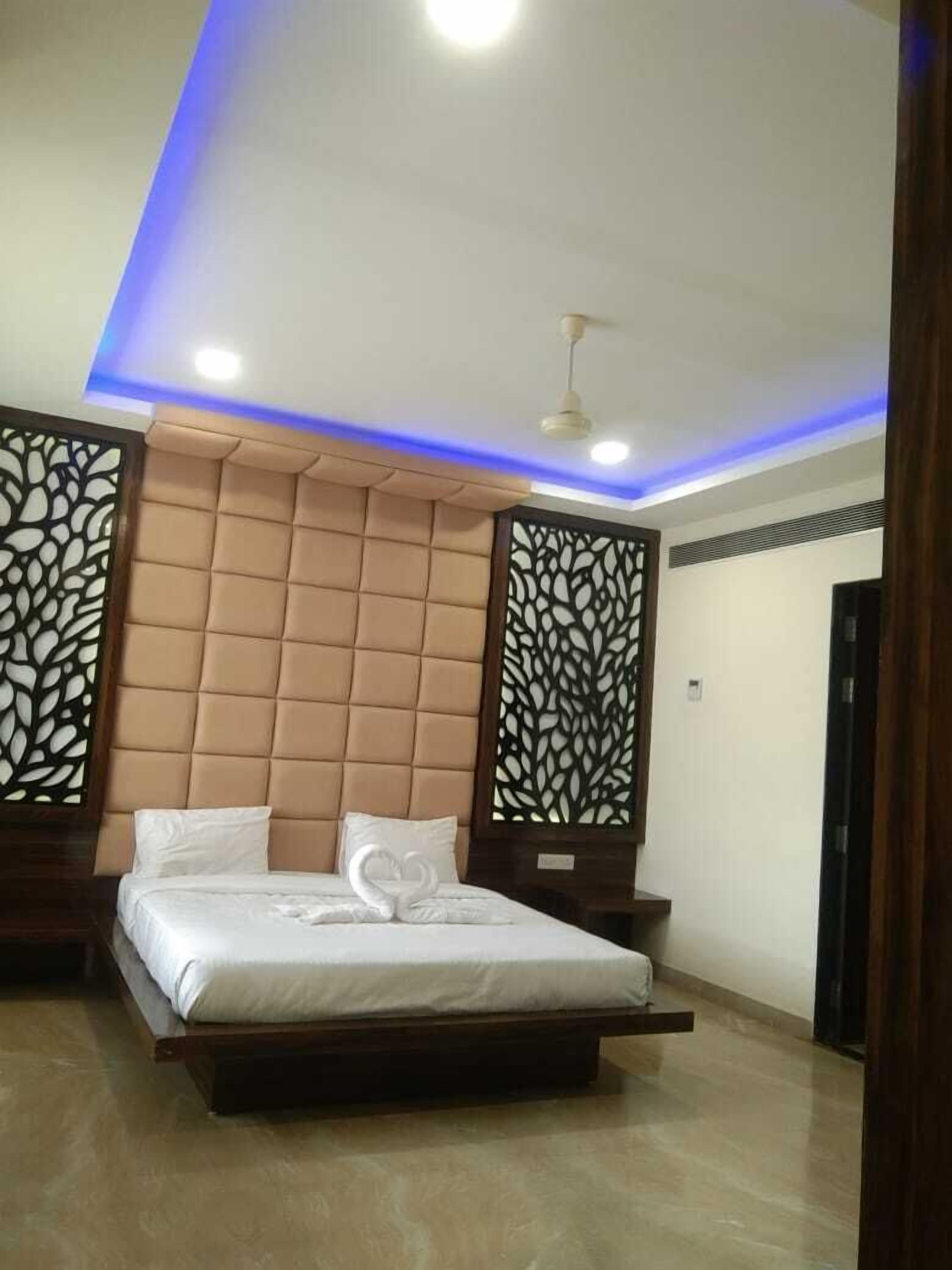 Executive Suite, Garden View