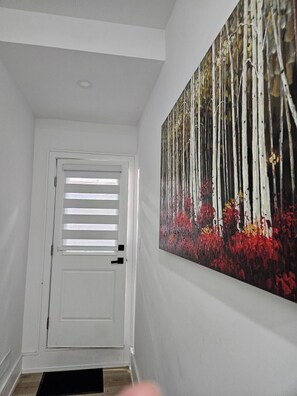 Interior - Brand New Apt with Parking, Steps to TTC, 15 Mins to Downtown (Toronto)