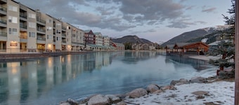 New Listing: Penthouse, Mtn Views