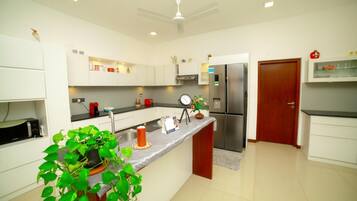 ๊ณต์ฉ ์ฃผ๋ฐฉ ์์ค