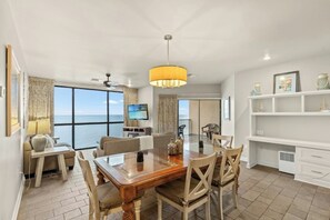 Smart TV - Oceanfront 2BR-Lazy River-Sand Dunes Main 1234 (Myrtle Beach)