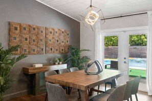 Dining - Heated Pool • Bocce • Pickleball • Fits 12 (Miami)