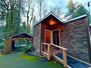 Exterior - Riverfront • Spa • Sleeps 19 • Sauna • 4 Ensuites (Brightwood)