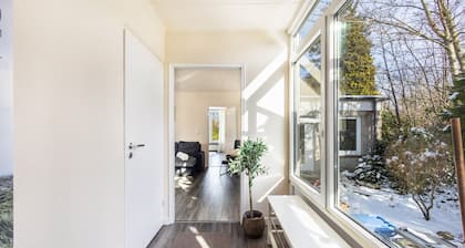 Ferienhaus 'Haus Am See' mit privater Terrasse, Garten und WLAN