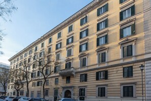 Front of property - Rental in Rome Saint Peter Home (Rome)