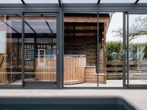 Harmony Homes | La Chapelle-Hareng - Indoor Pool, Sauna & Spa