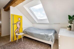 Bügeleisen/Bügelbrett, WLAN, Bettwäsche