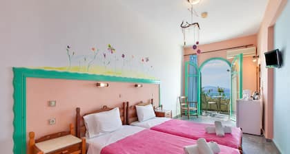 Bed and Breakfast 'Double Room No 205 Sea View' with Sea View, Wi-Fi and Air Conditioning