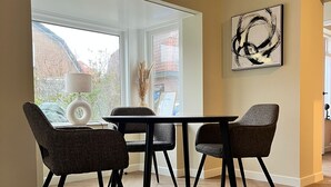 Dining - Luxury 2-bedroom apartment in charming Baarn perfect for relaxing stay (Baarn)