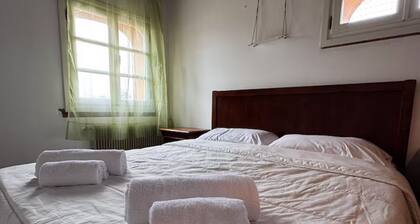 Stylish room with gym and parking in Bassano