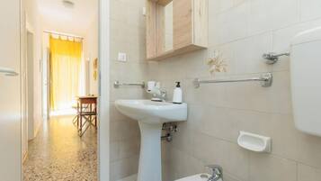 Dusche, Bidet