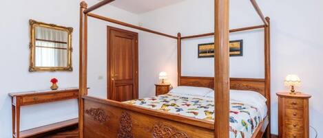 Silitysrauta/-lauta, vauvan matkasänky