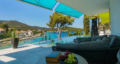 Villa Moreska | Korcula | Seafront | Infinity Pool