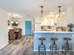 Fridge, microwave, oven, stovetop - 8th At The Bay, New Listing (Port St. Joe)