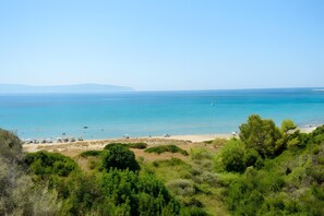 Platja a a prop 