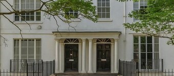 Apartment - Sleeps 6 & Near Station