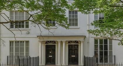 Apartment - Sleeps 6 & Near Station