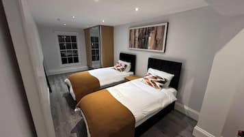 2 Schlafzimmer, Bügeleisen/Bügelbrett, kostenloses WLAN, Bettwäsche