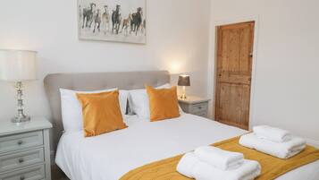 4 slaapkamers, gratis wifi, individueel gedecoreerd