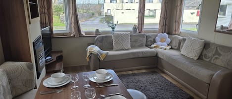 บริเวณนั่งเล่น