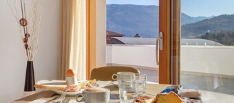 Room 'Camera Matrimoniale' with Mountain View, Wi-Fi and Air Conditioning